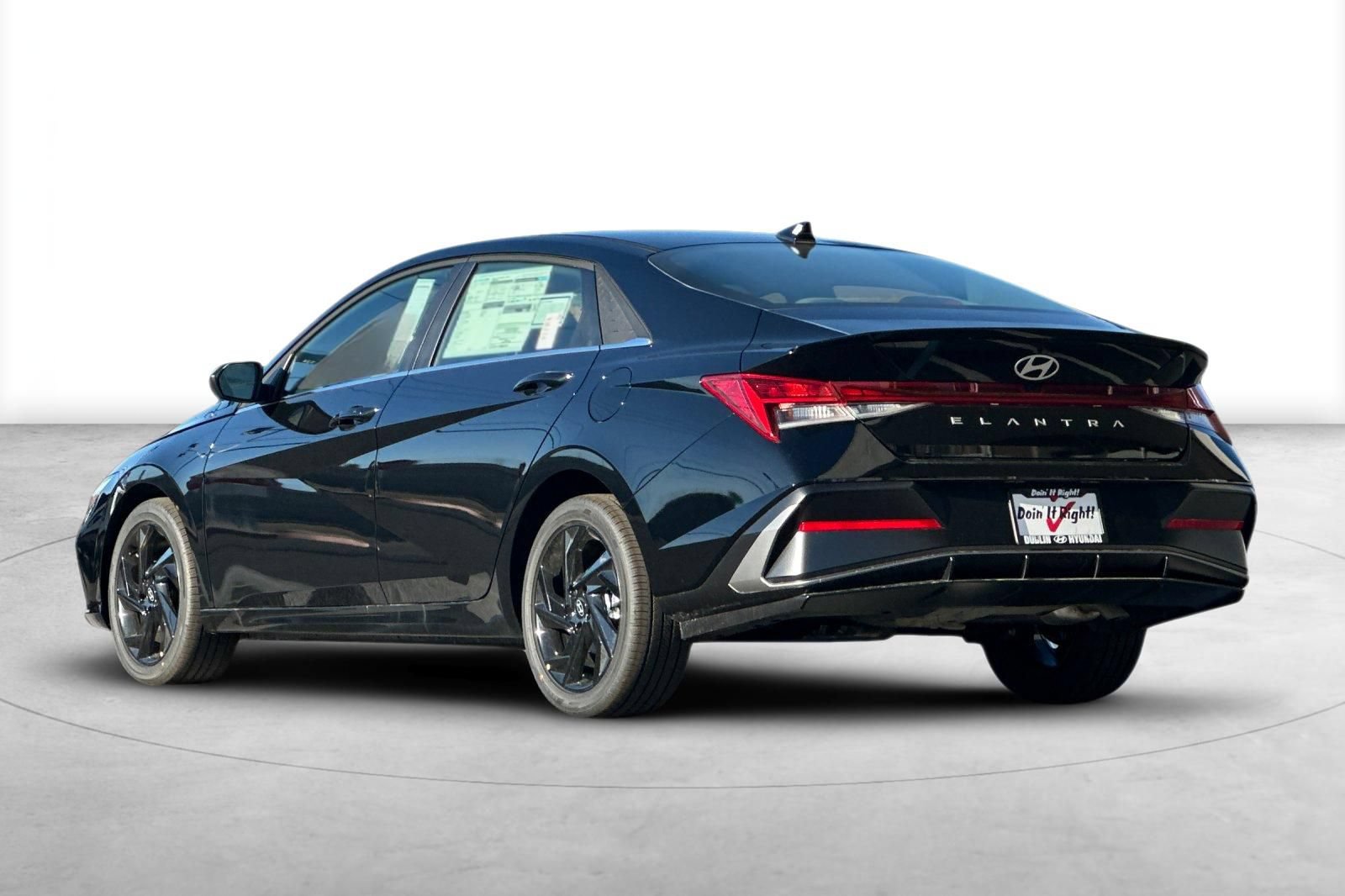 Certified 2026 Hyundai Elantra SEL Sport FWD image 4