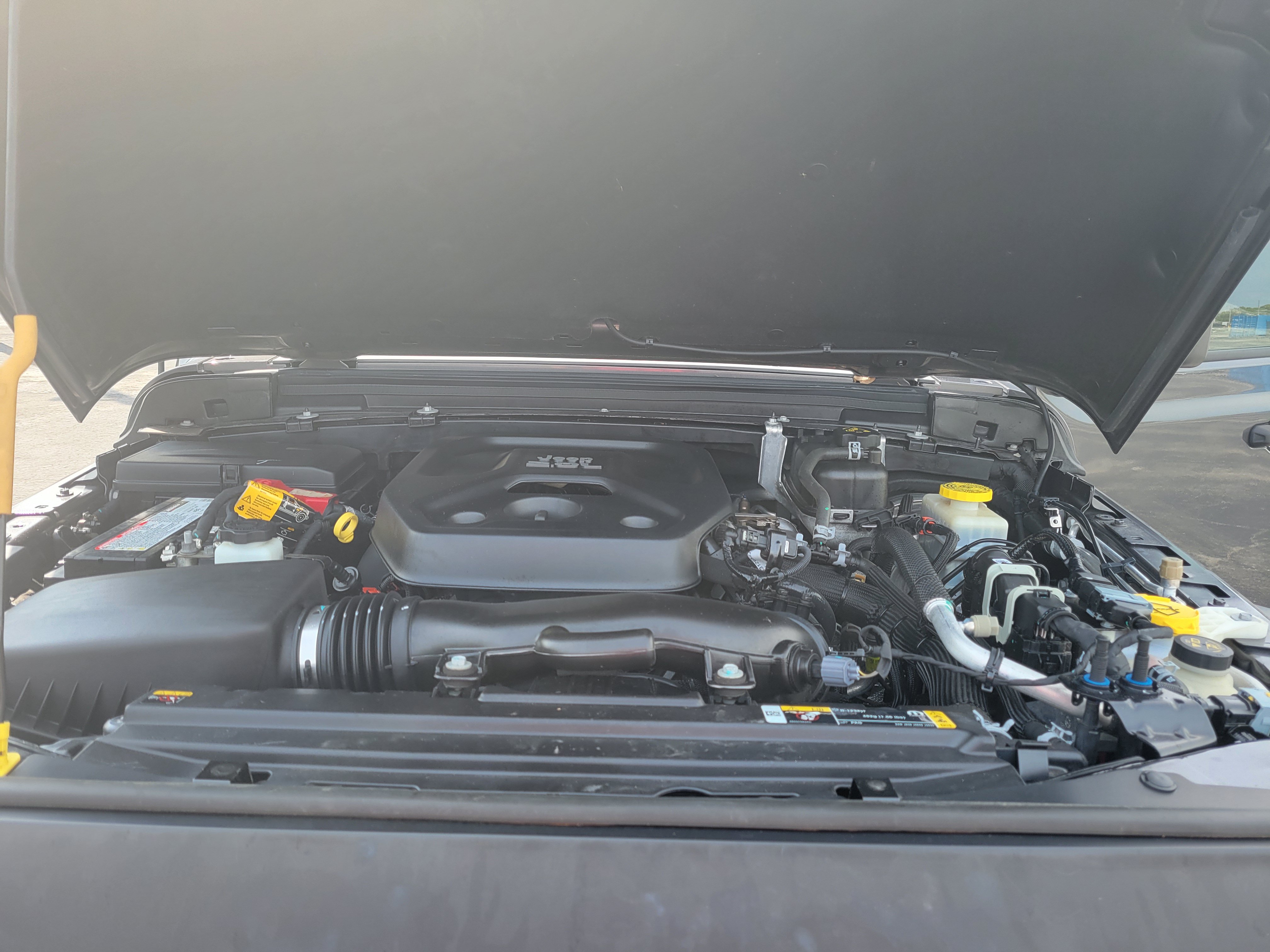 Used 2022 Jeep Wrangler Sport AWD/4WD image 10