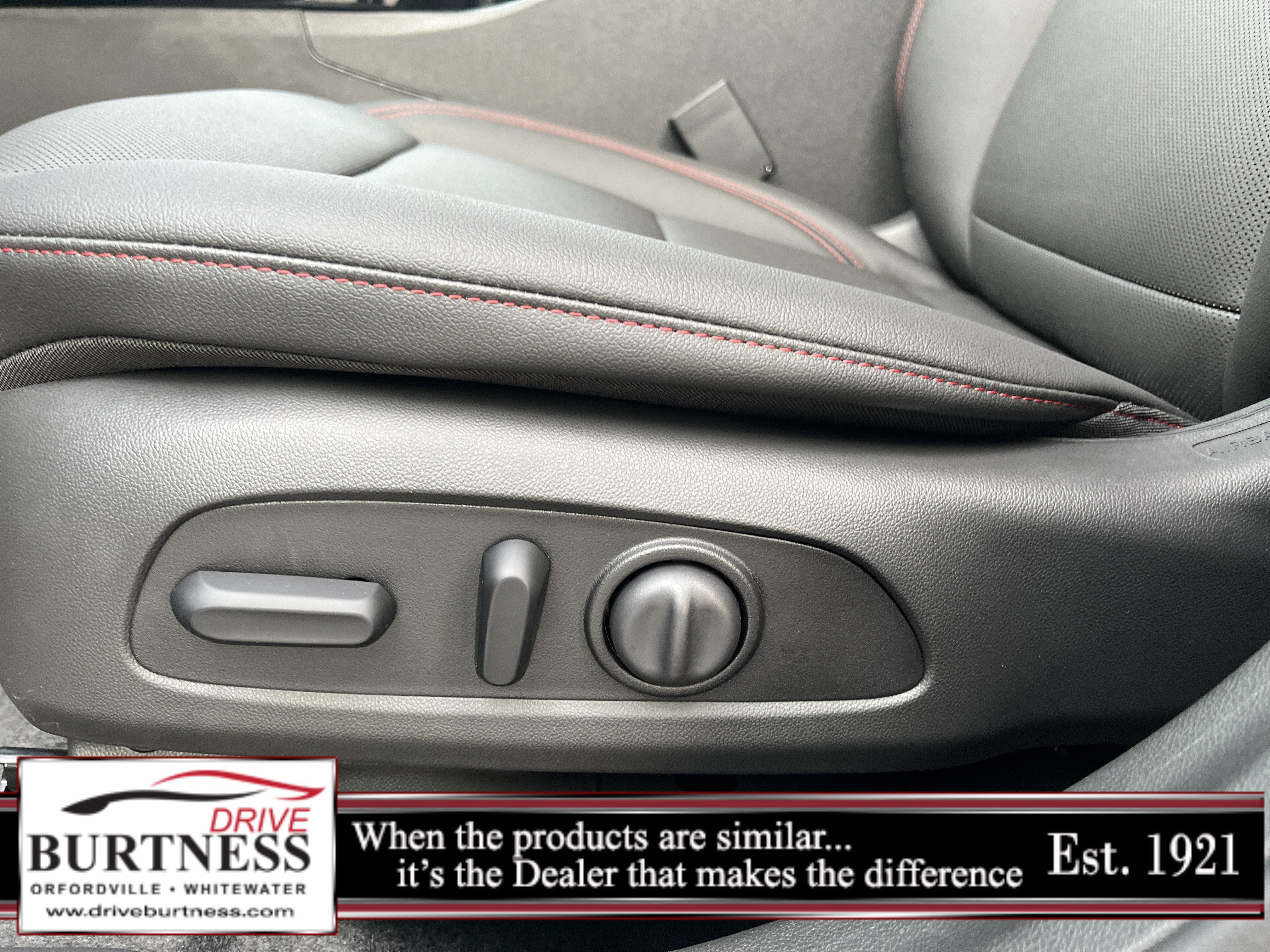 New 2026 Chevrolet Trax RS w/ Driver Confidence Package image 11