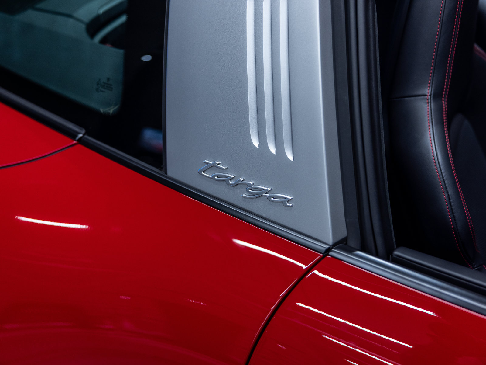 Certified 2021 Porsche 911 AWD/4WD image 21