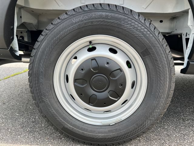 New 2026 Ford Transit 250 148 Medium Roof RWD image 17