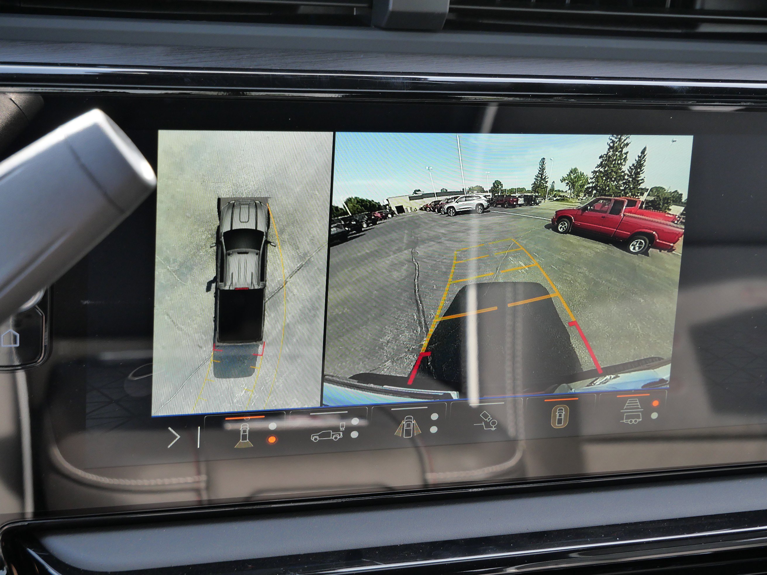 New 2026 GMC Sierra 2500 AT4X image 13