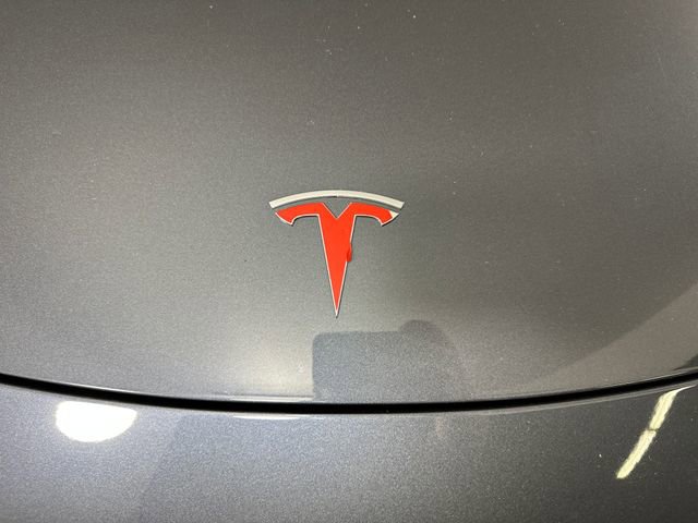 Used 2021 Tesla Model Y Long Range image 9
