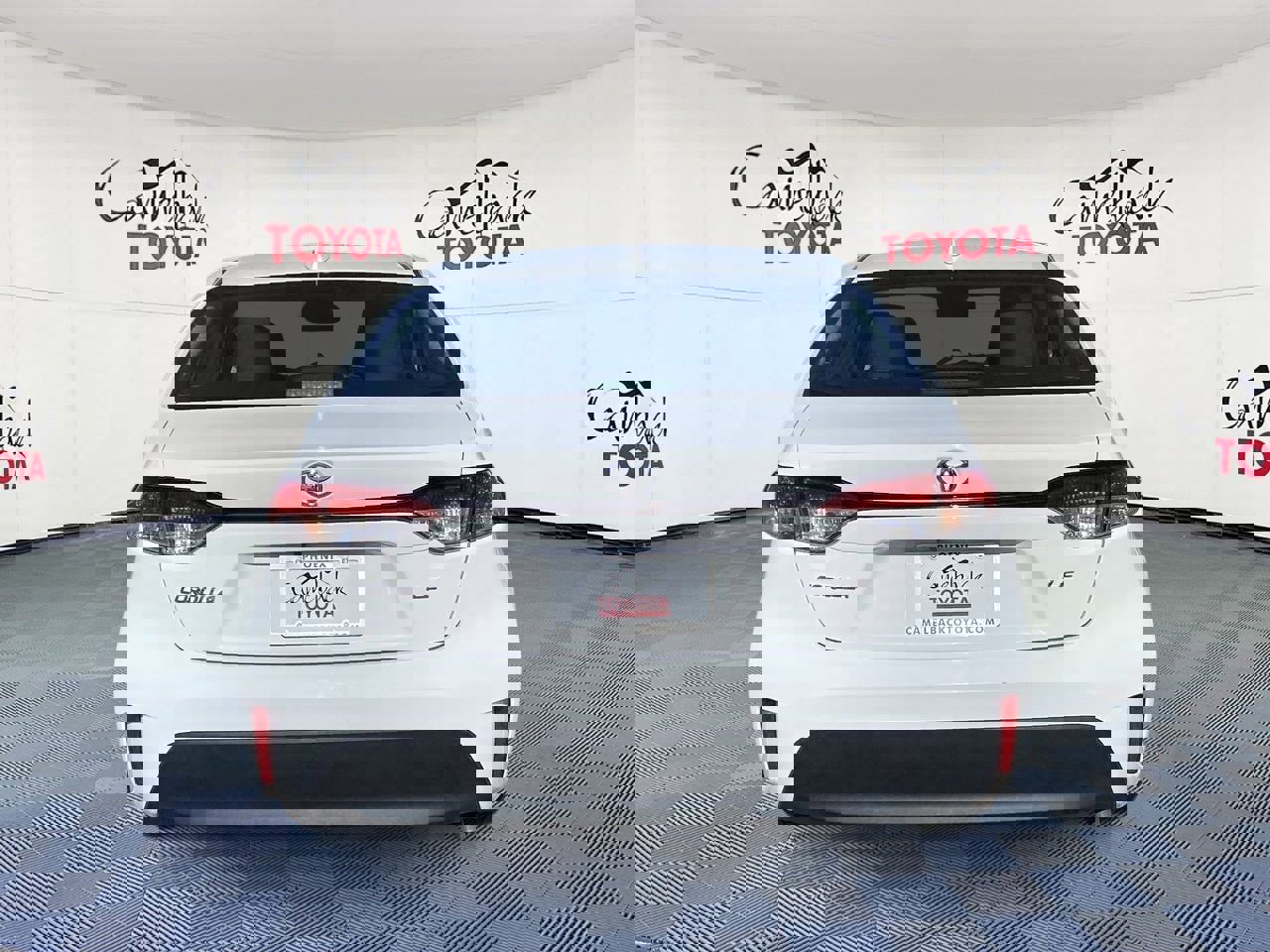 Used 2024 Toyota Corolla LE image 5