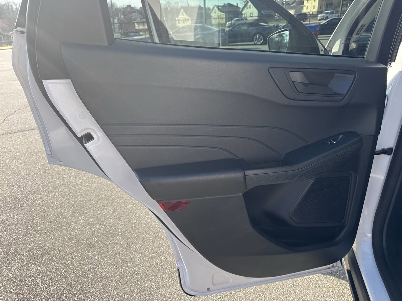 Used 2022 Ford Escape SE w/ SE Sport Appearance Package image 22