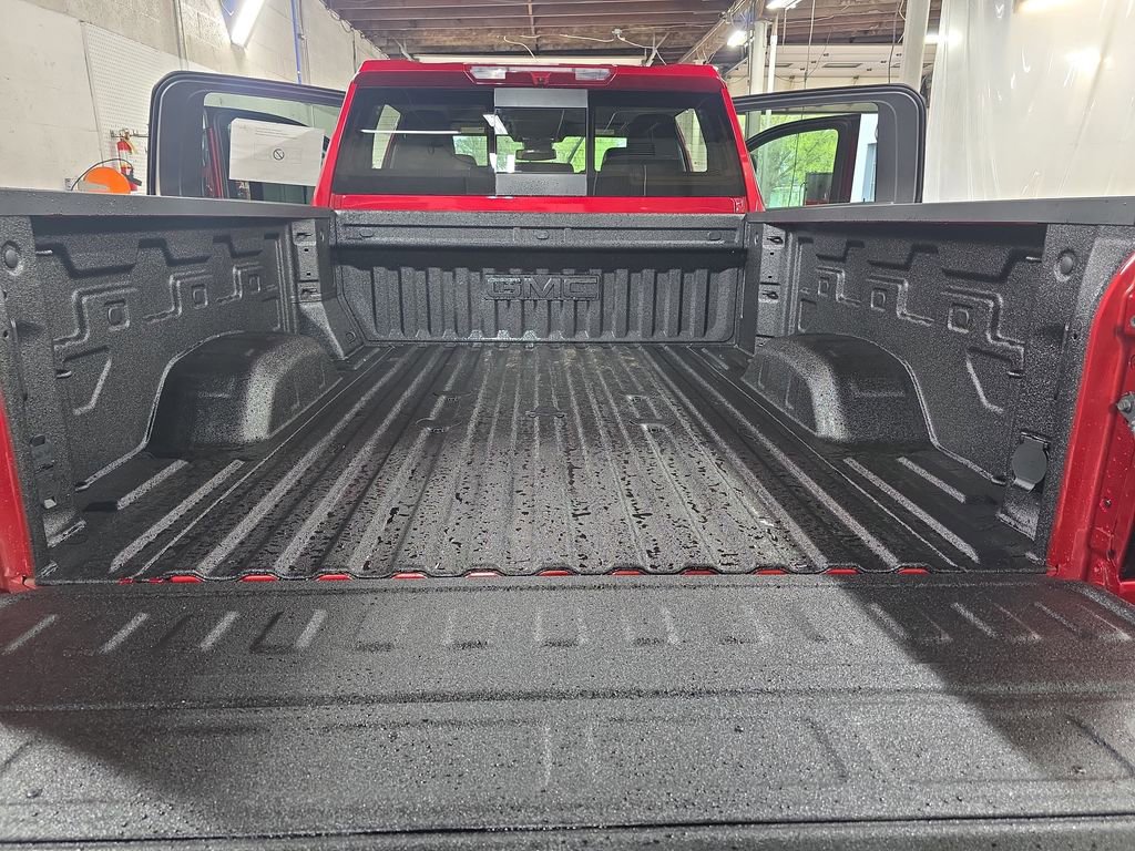 New 2026 GMC Sierra 3500 SLT w/ SLT Premium Package AWD/4WD image 12