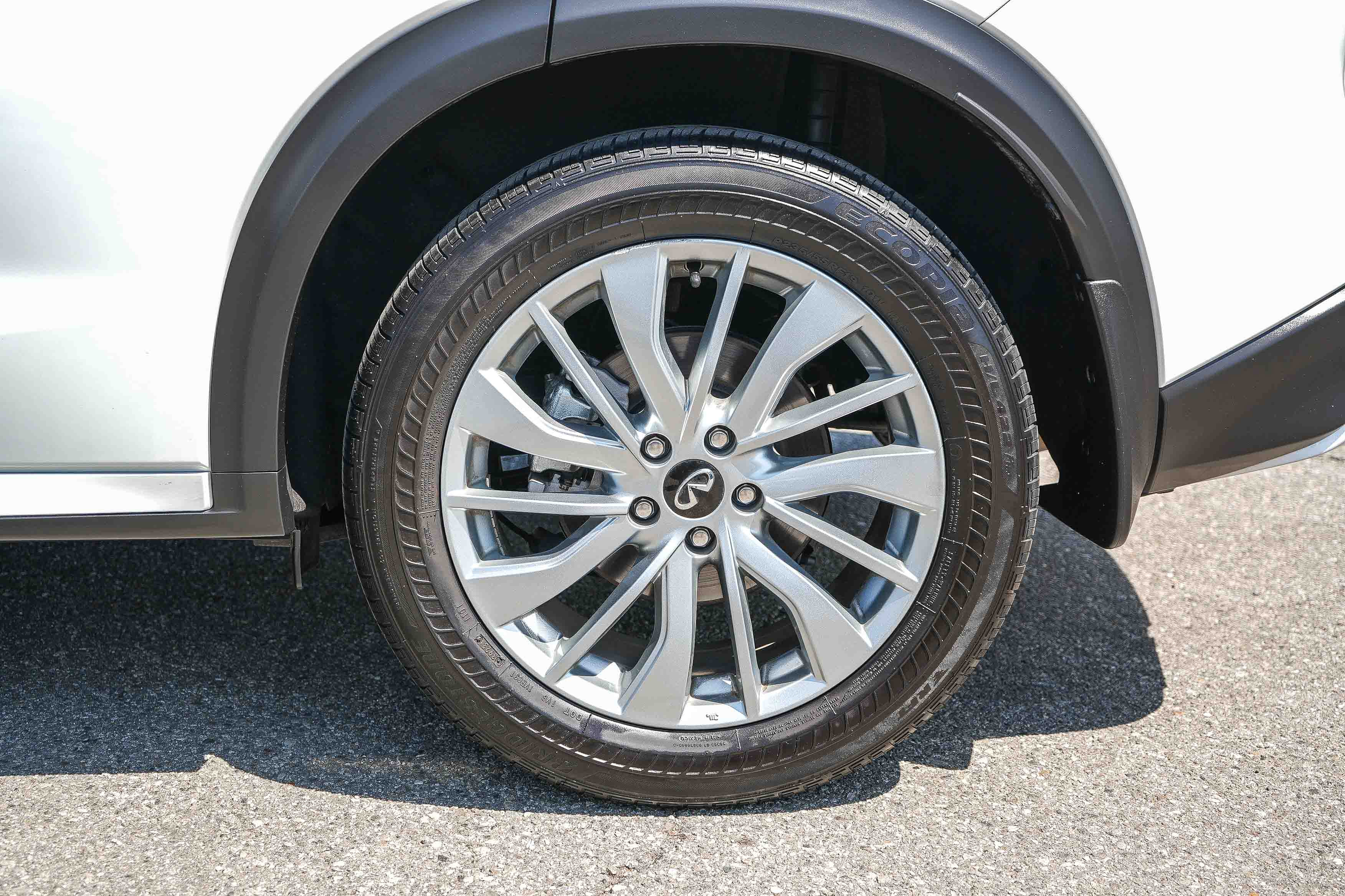 Used 2024 INFINITI QX50 Luxe FWD image 10