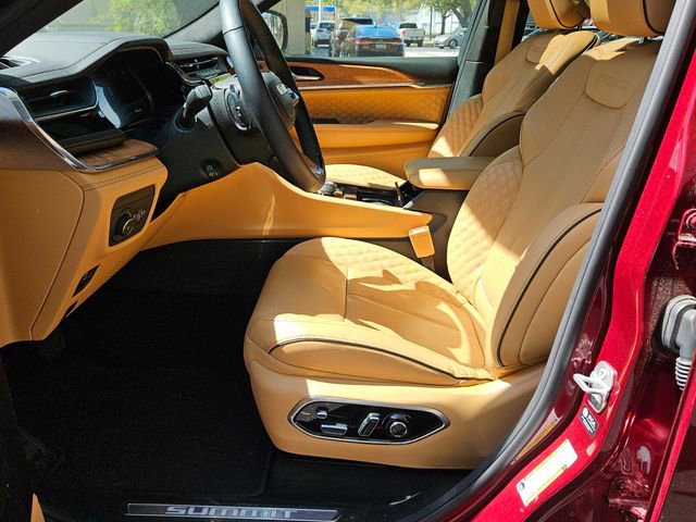 Used 2025 Jeep Grand Cherokee L Summit image 10