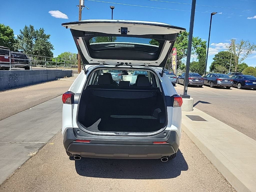 Used 2023 Toyota RAV4 XLE image 13