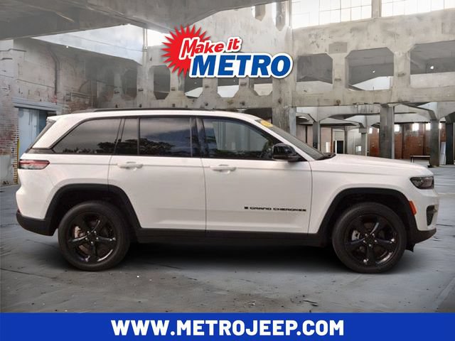 Used 2023 Jeep Grand Cherokee Altitude AWD/4WD video 1