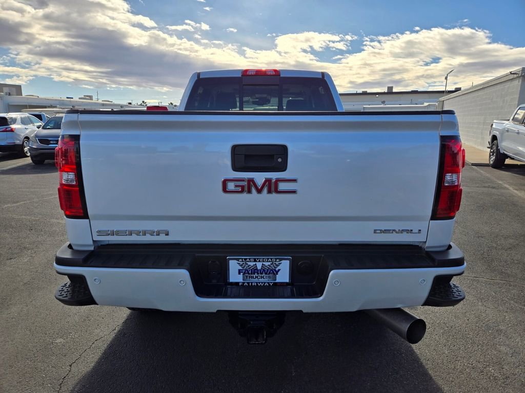 Used 2019 GMC Sierra 2500 Denali w/ Duramax Plus Package image 5