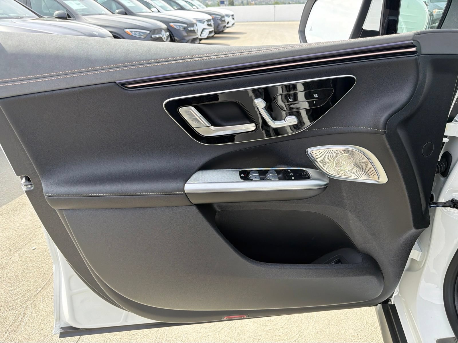 New 2027 Mercedes-Benz EQE 320 4MATIC SUV image 16