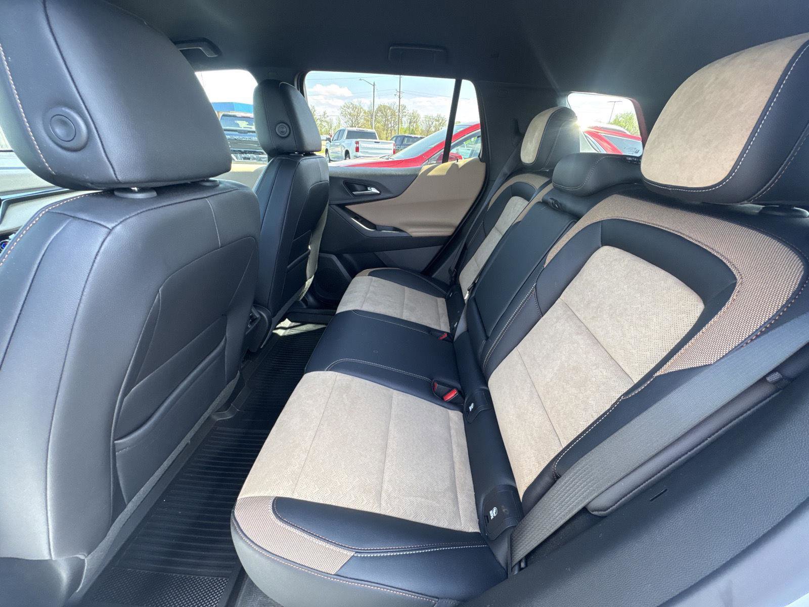 Used 2026 Chevrolet Equinox ACTIV w/ Convenience Package III FWD image 10