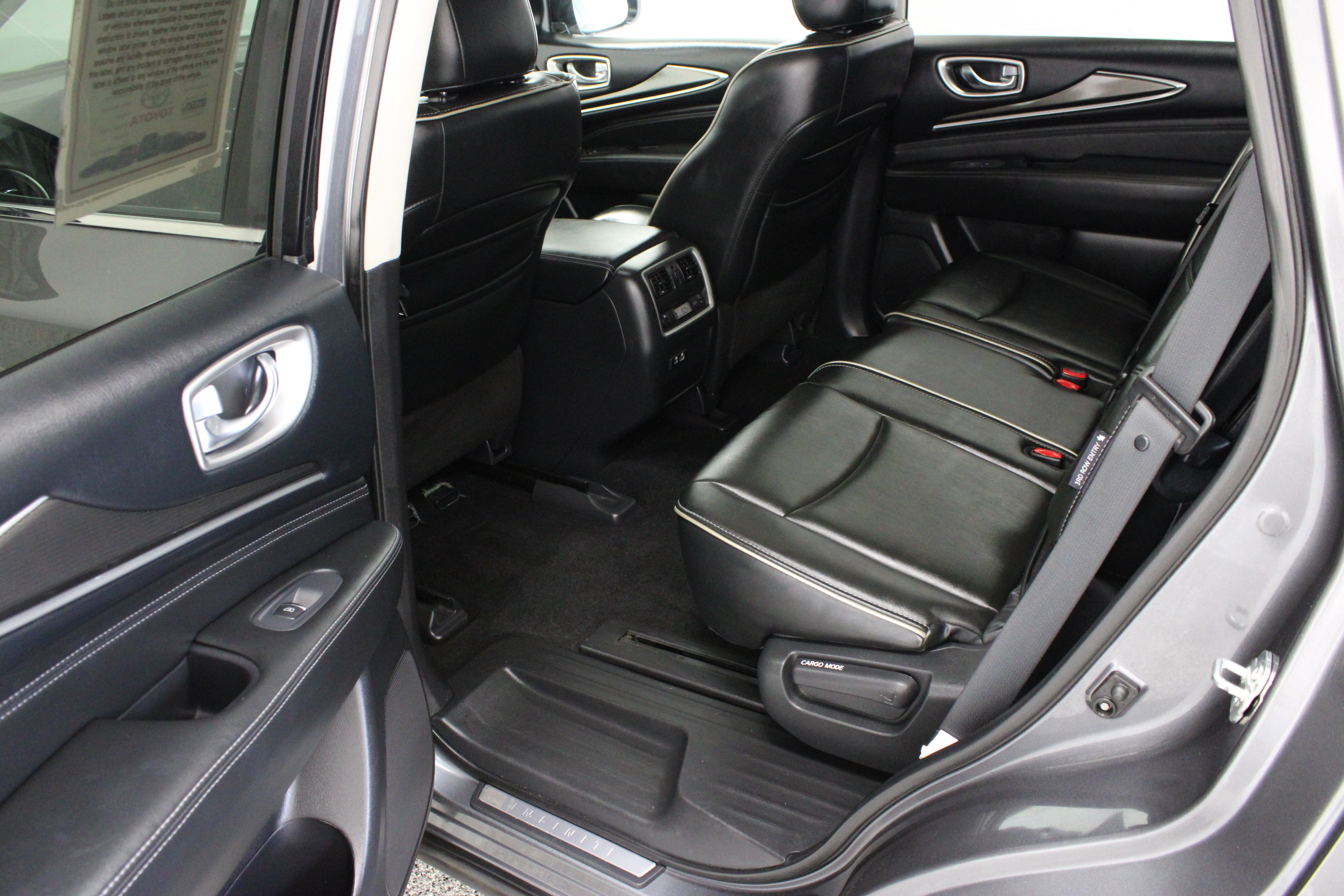Used 2019 INFINITI QX60 Pure AWD/4WD image 29