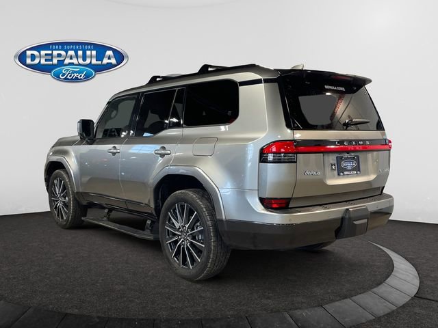 Used 2024 Lexus GX 550 image 3