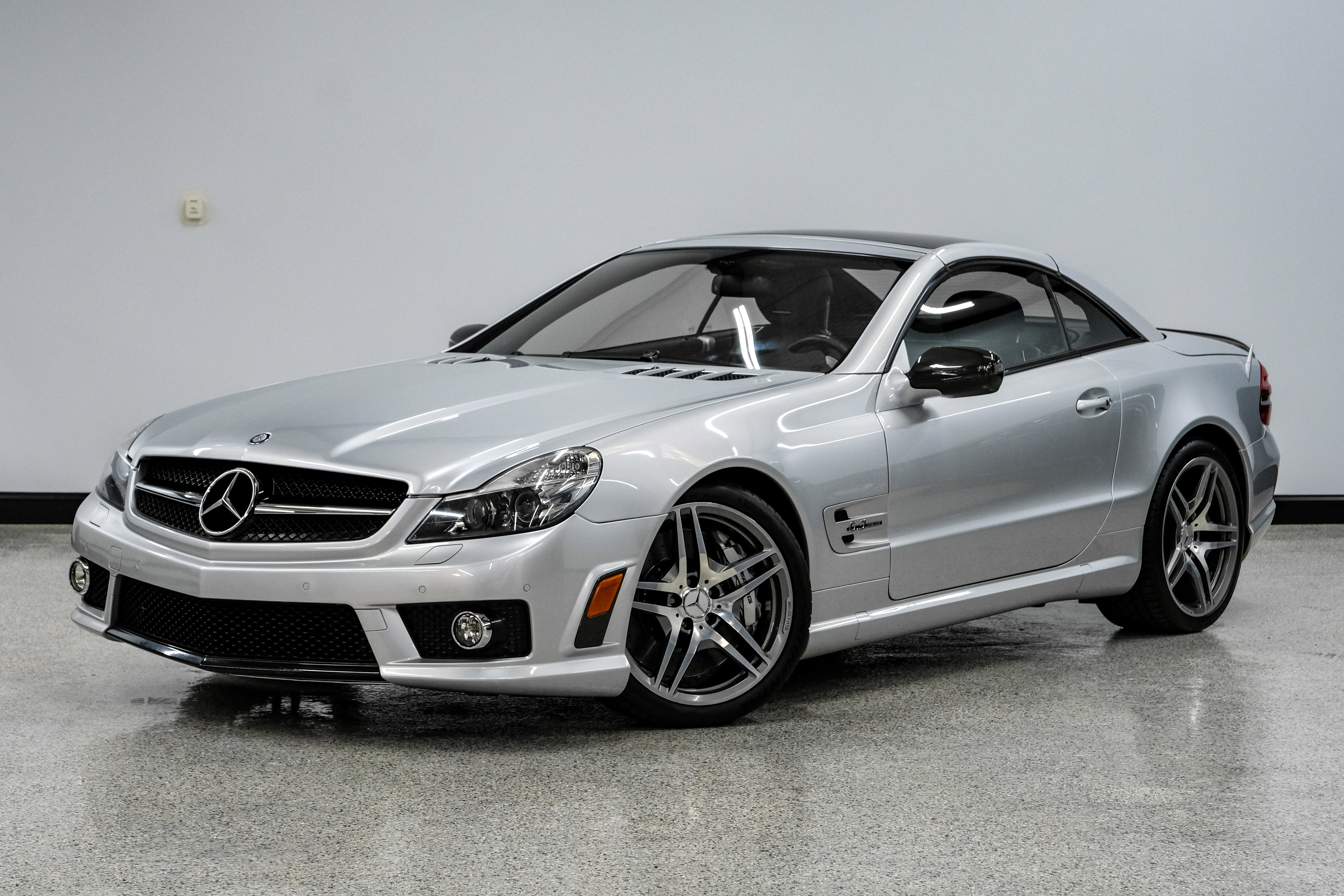 Used 2012 Mercedes-Benz SL 63 AMG image 10
