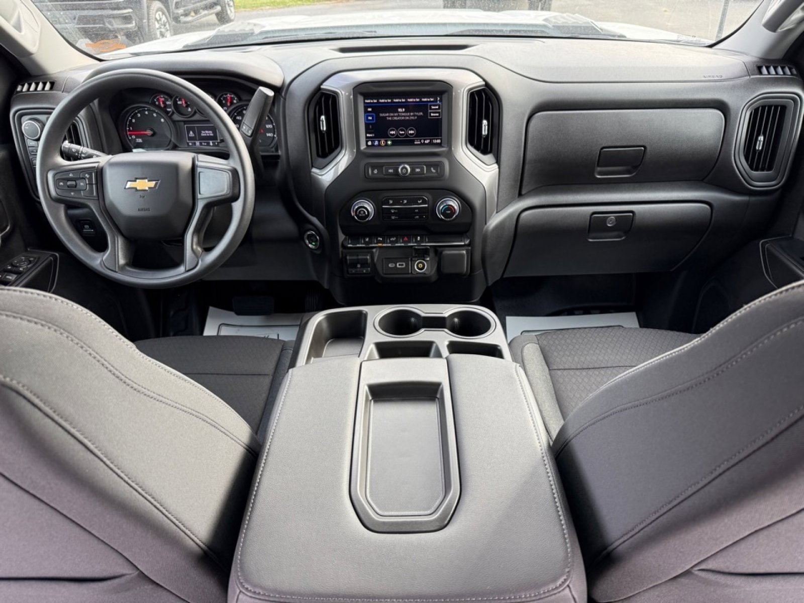 Used 2025 Chevrolet Silverado 2500 W/T w/ WT/CX Safety Package image 19