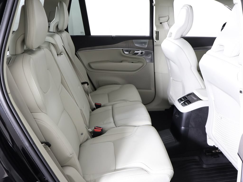 Used 2024 Volvo XC90 T8 Ultimate w/ Lounge Package AWD/4WD image 44