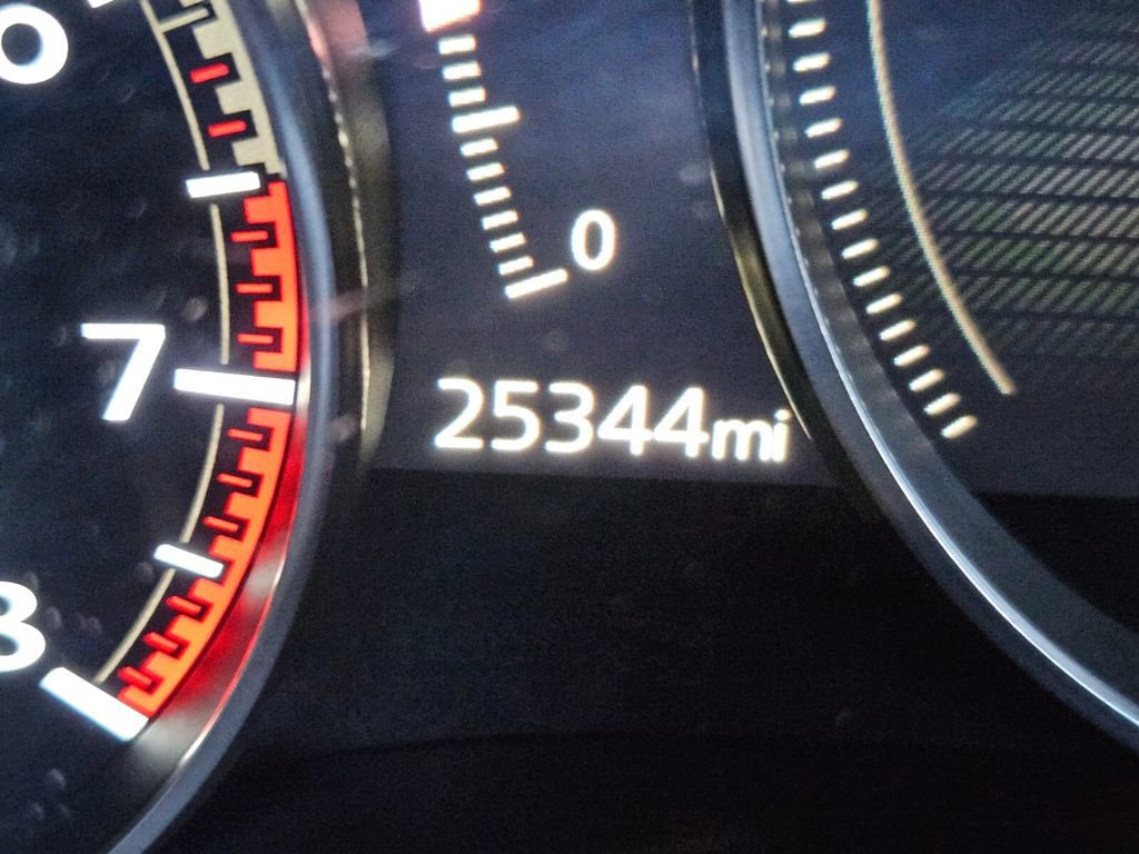 Used 2020 MAZDA MAZDA3 Hatchback image 30