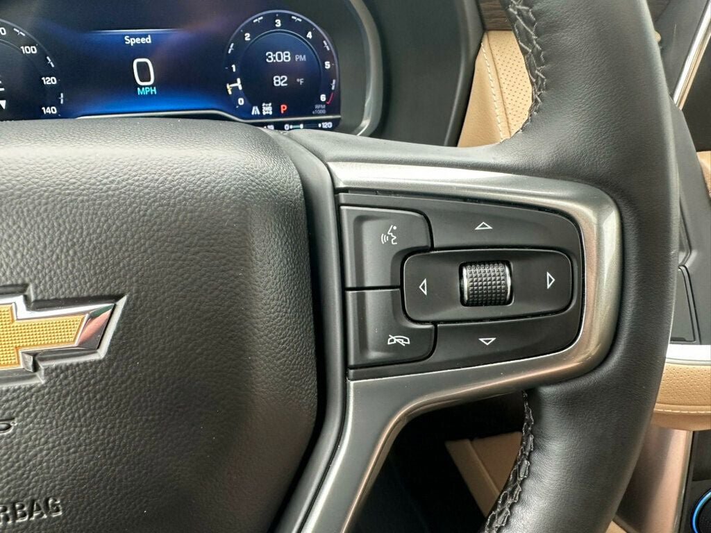 Used 2023 Chevrolet Tahoe Premier w/ Premium Package AWD/4WD image 21