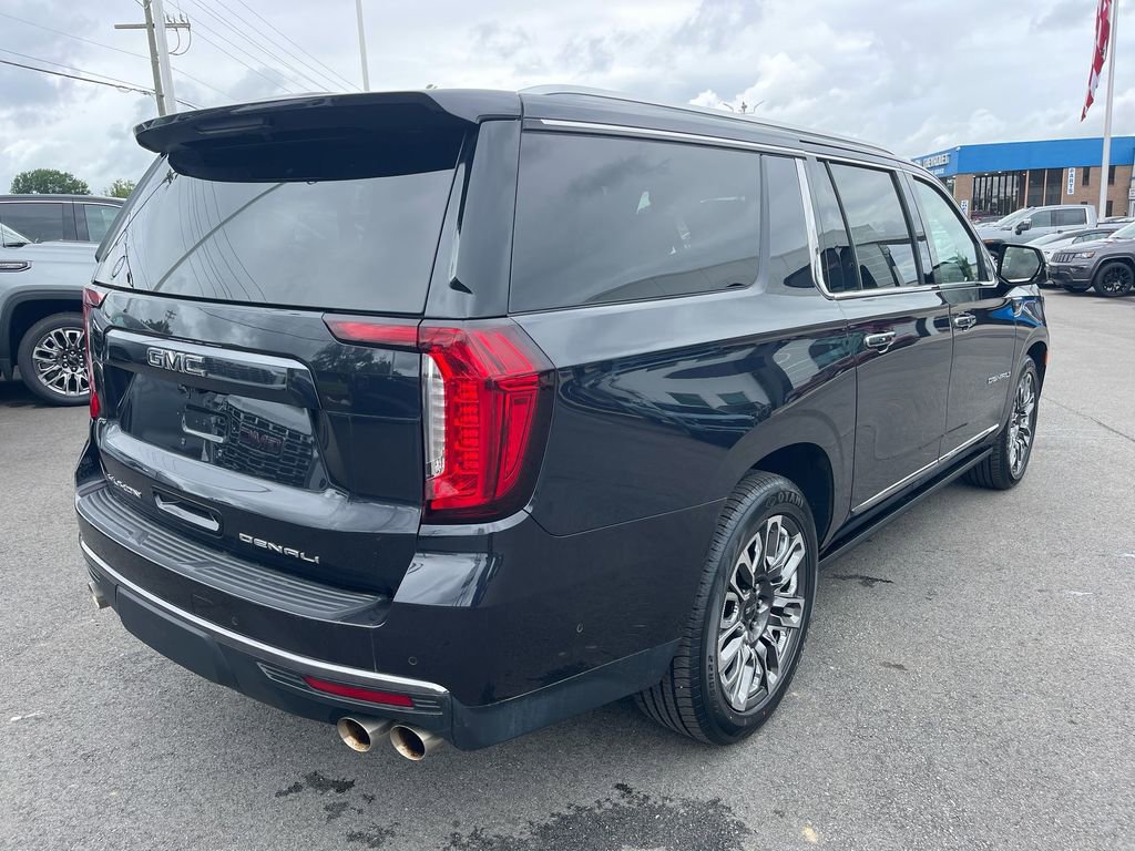 Used 2023 GMC Yukon XL Denali Ultimate image 5