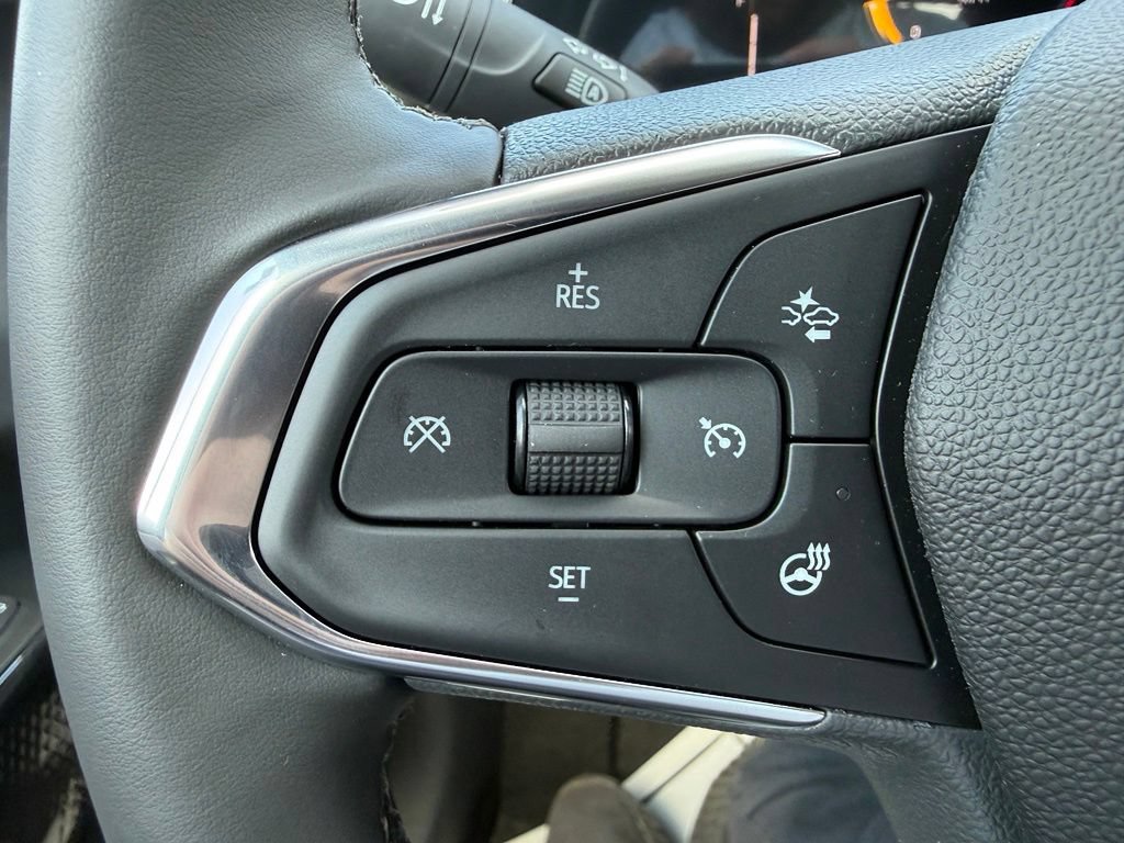 New 2026 Chevrolet Trax LT w/ LT Convenience Package FWD image 45
