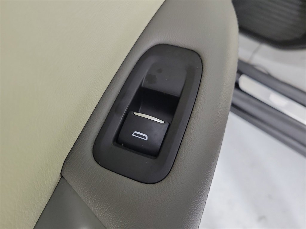 Certified 2023 Cadillac XT6 Premium Luxury w/ Technology Package image 15