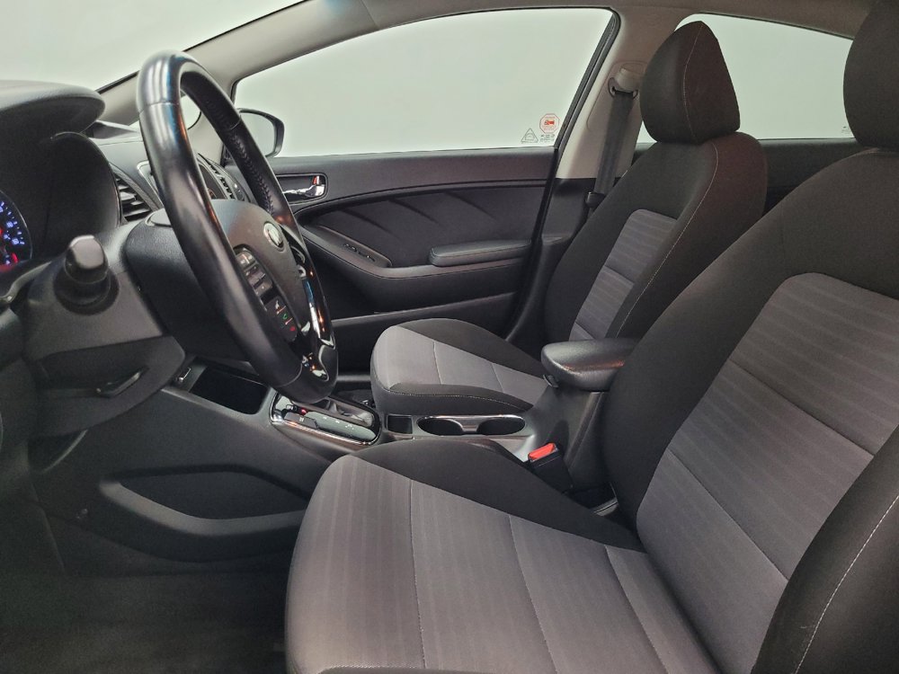 Used 2018 Kia Forte S image 17