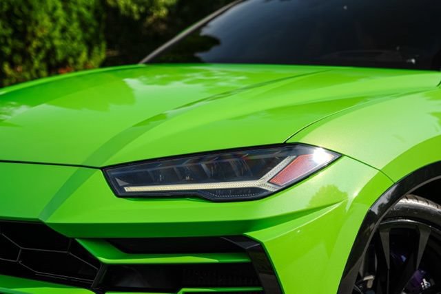 Used 2021 Lamborghini Urus AWD/4WD image 4