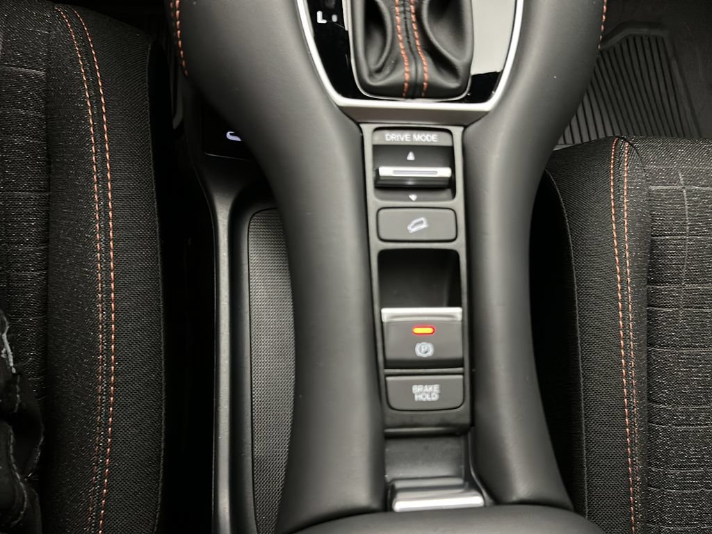 Certified 2026 Honda HR-V Sport image 30