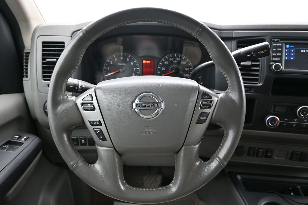 Used 2016 Nissan NV 3500 SL RWD image 14