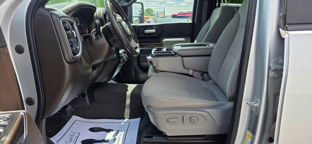 Used 2021 Chevrolet Silverado 3500 LT w/ Convenience Package AWD/4WD image 9