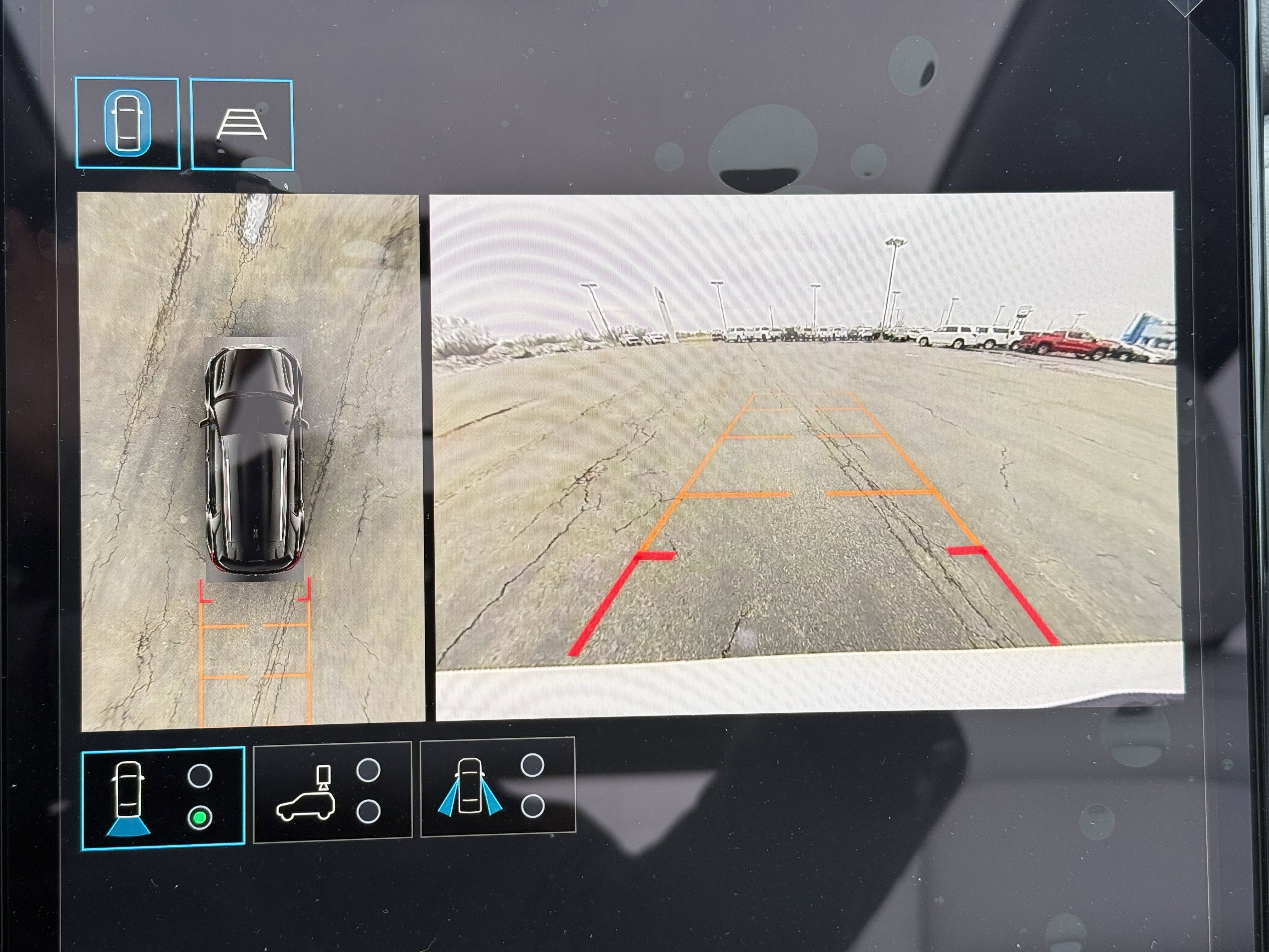 New 2026 GMC Terrain Denali w/ LPO, Floor Liner Package image 30