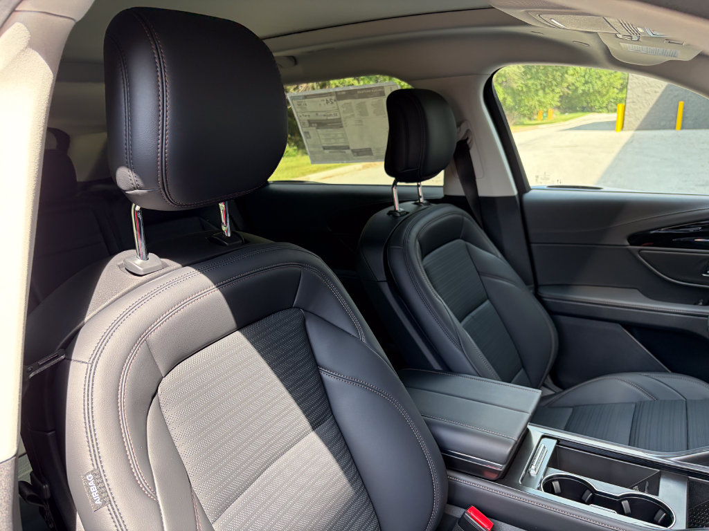New 2026 Lincoln Nautilus Reserve w/ Jet Appearance Package AWD/4WD image 33