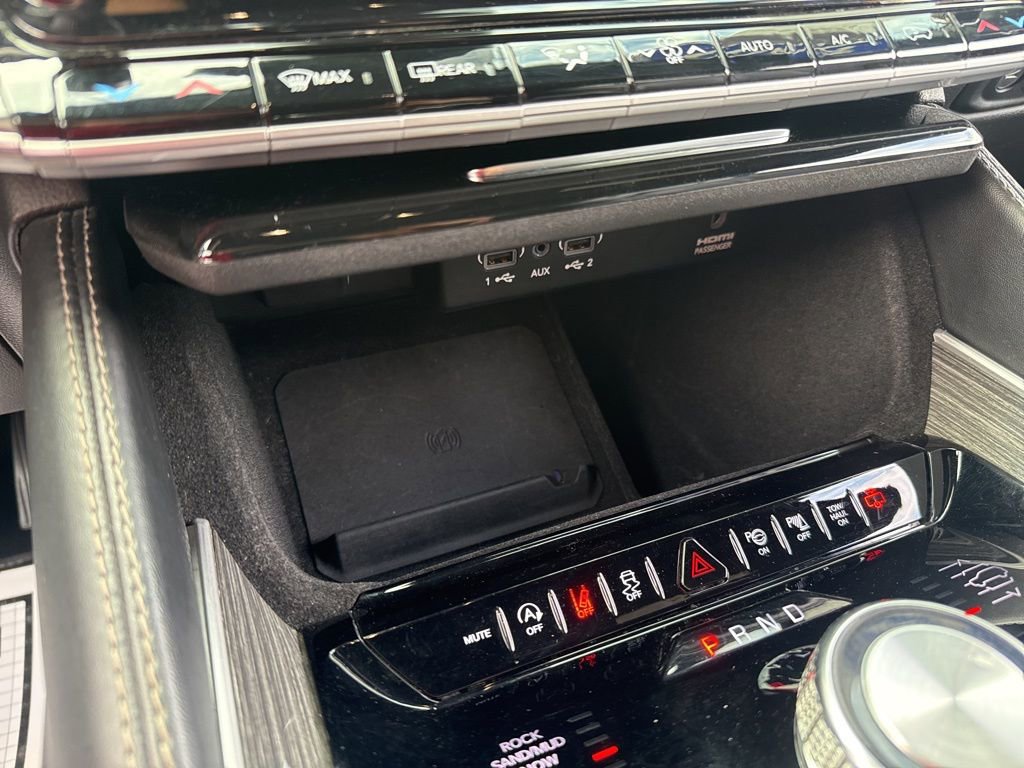 Used 2022 Jeep Wagoneer Series III w/ Convenience Group I image 22