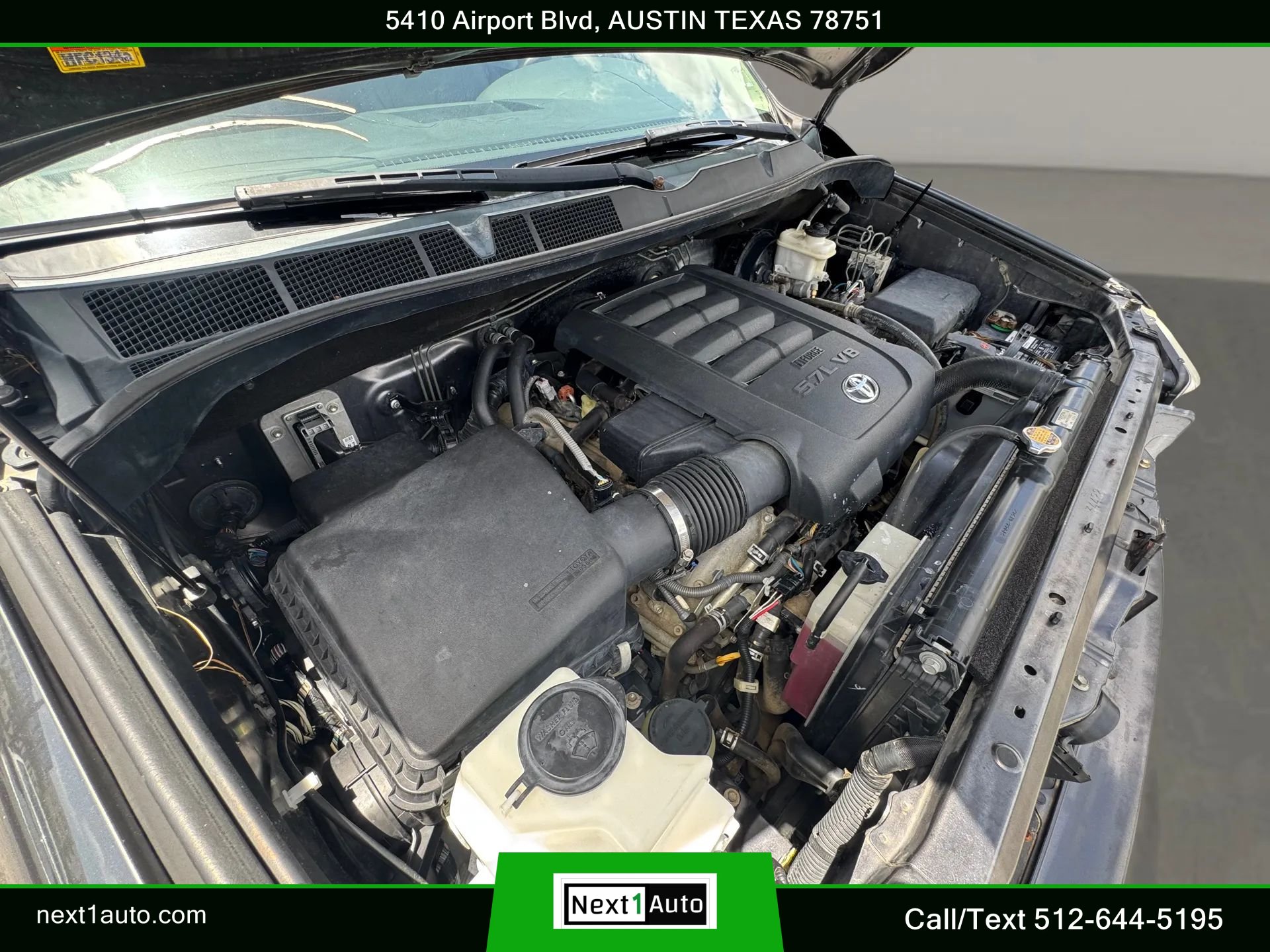 Used 2012 Toyota Tundra 4x4 CrewMax image 34