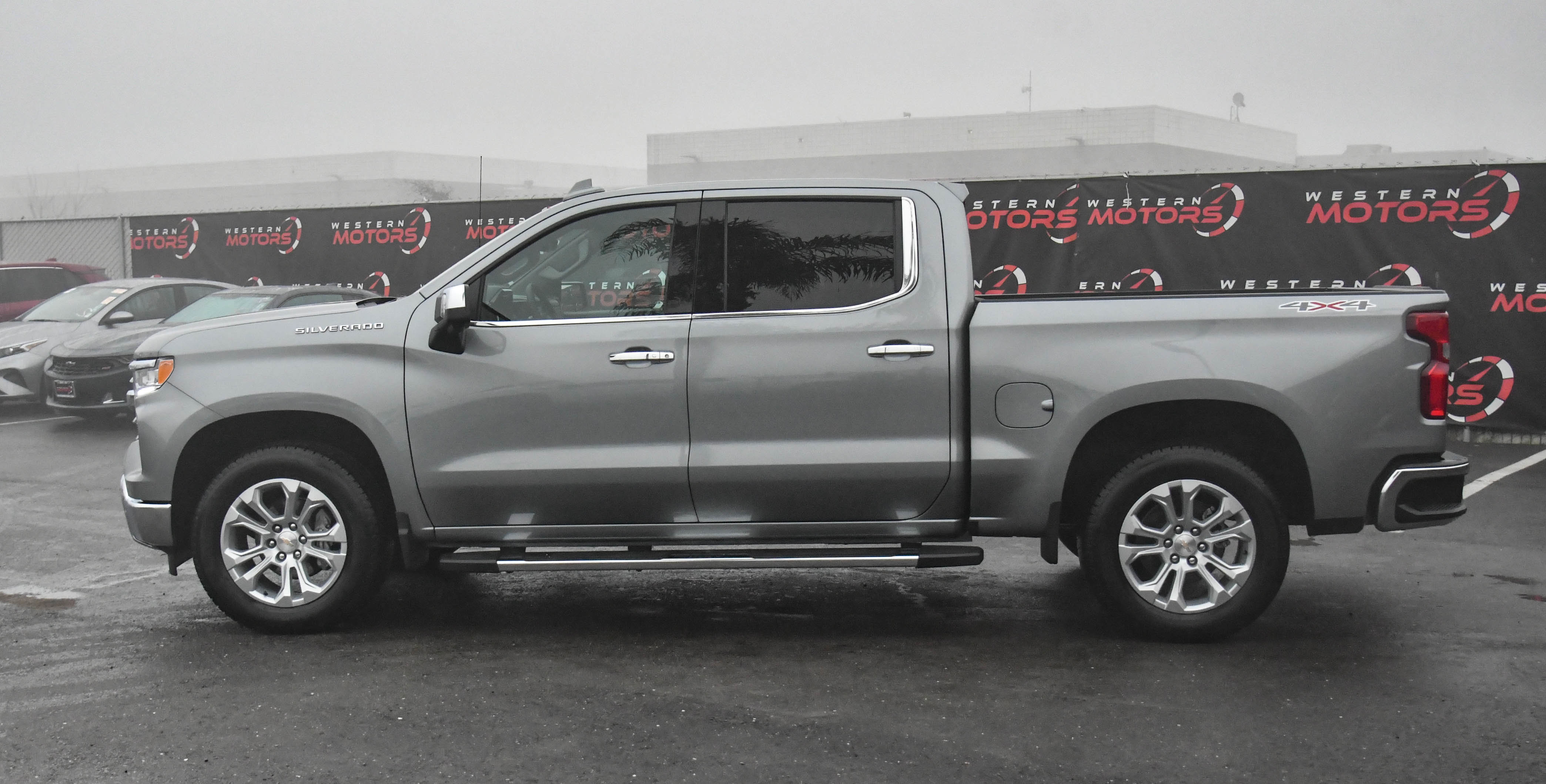 Used 2025 Chevrolet Silverado 1500 LTZ w/ Technology Package image 4