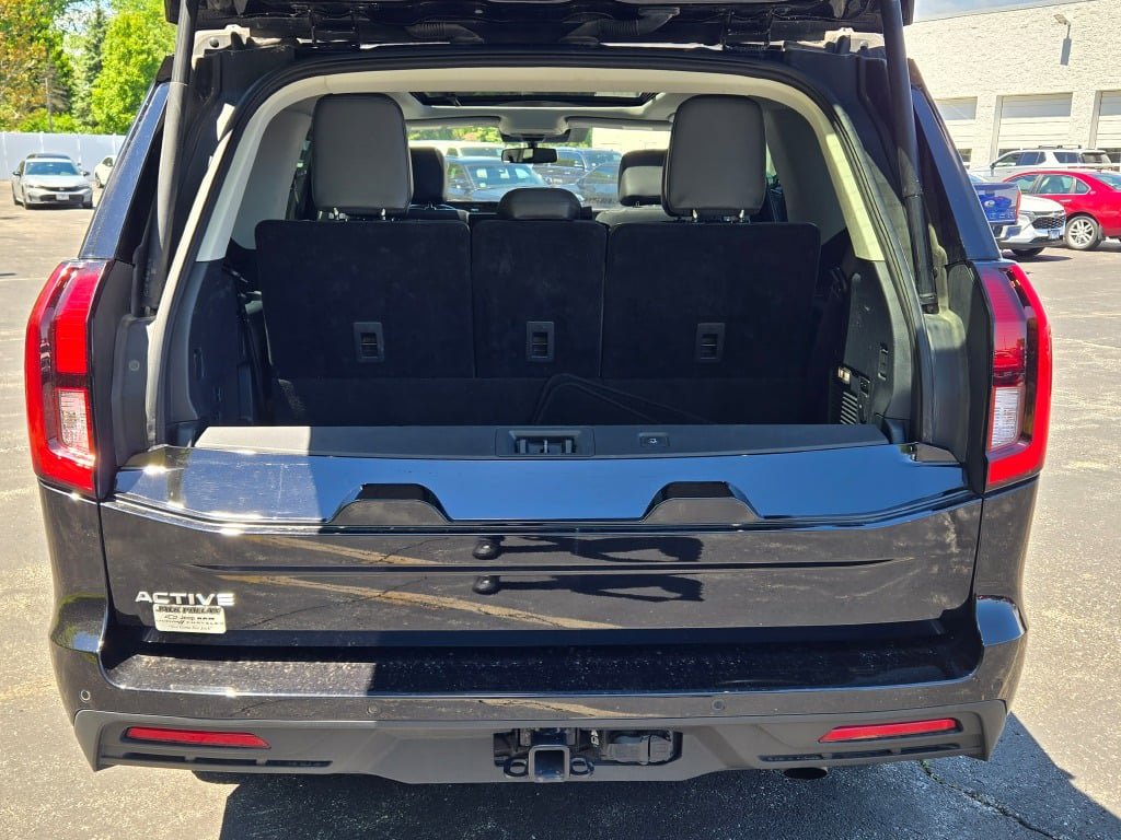 Used 2025 Ford Expedition Active AWD/4WD image 15
