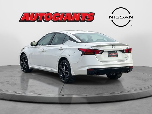 Used 2023 Nissan Altima 2.5 SR w/ SR Premium Package AWD/4WD image 6