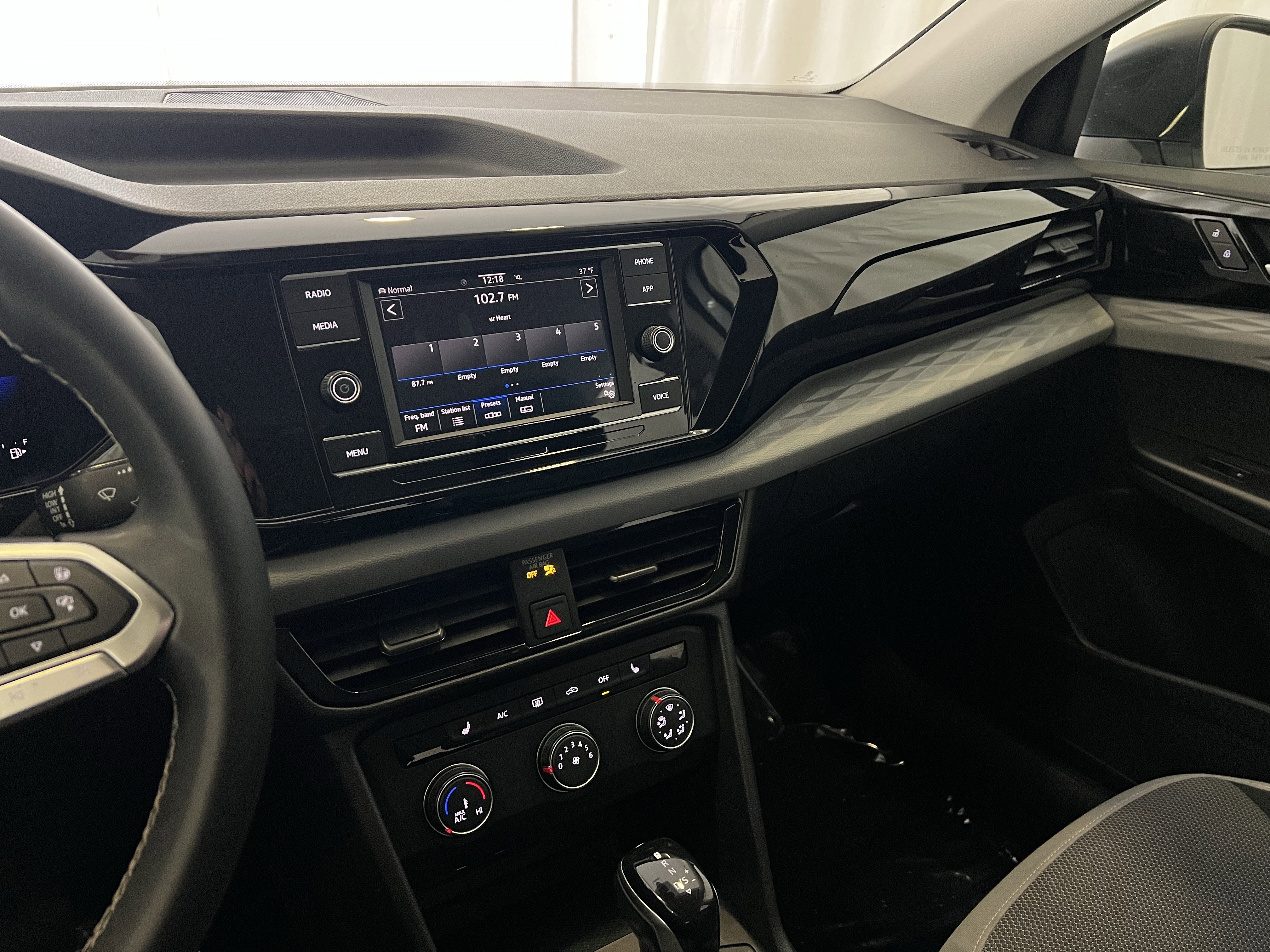 Used 2022 Volkswagen Taos S w/ IQ Drive S Package image 18