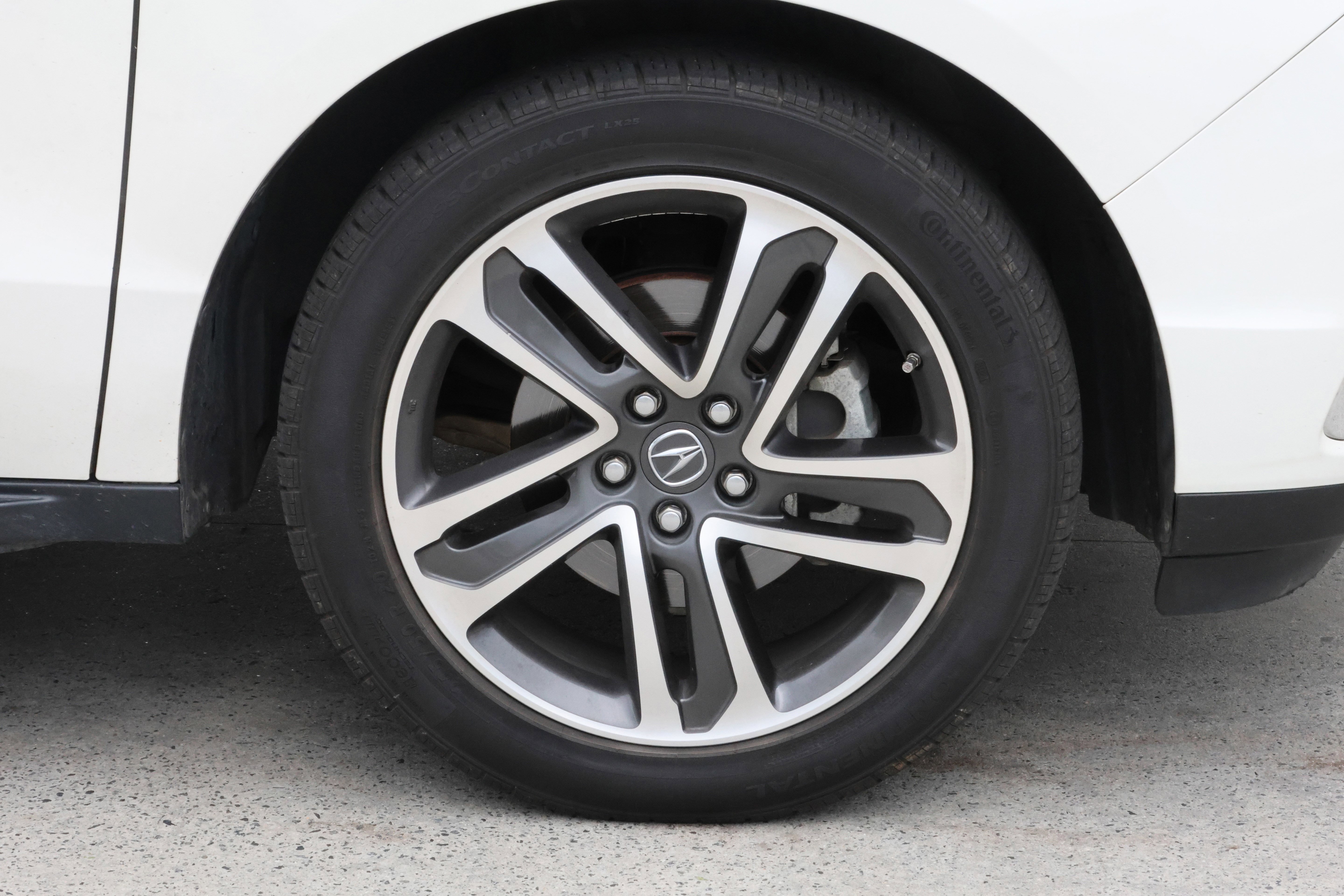 Used 2017 Acura MDX SH-AWD w/ Advance Package image 11