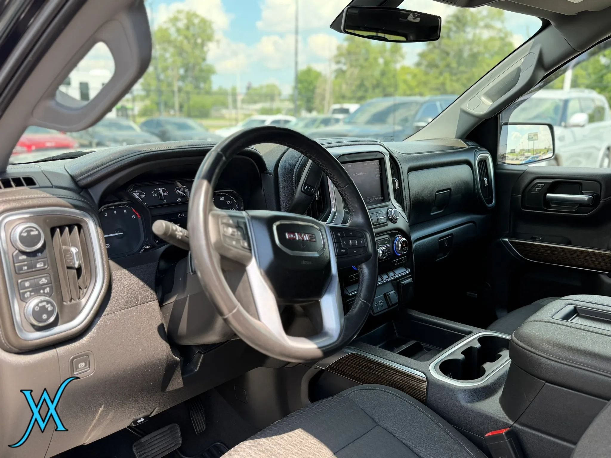 Used 2022 GMC Sierra 1500 Elevation w/ Preferred Package AWD/4WD image 13