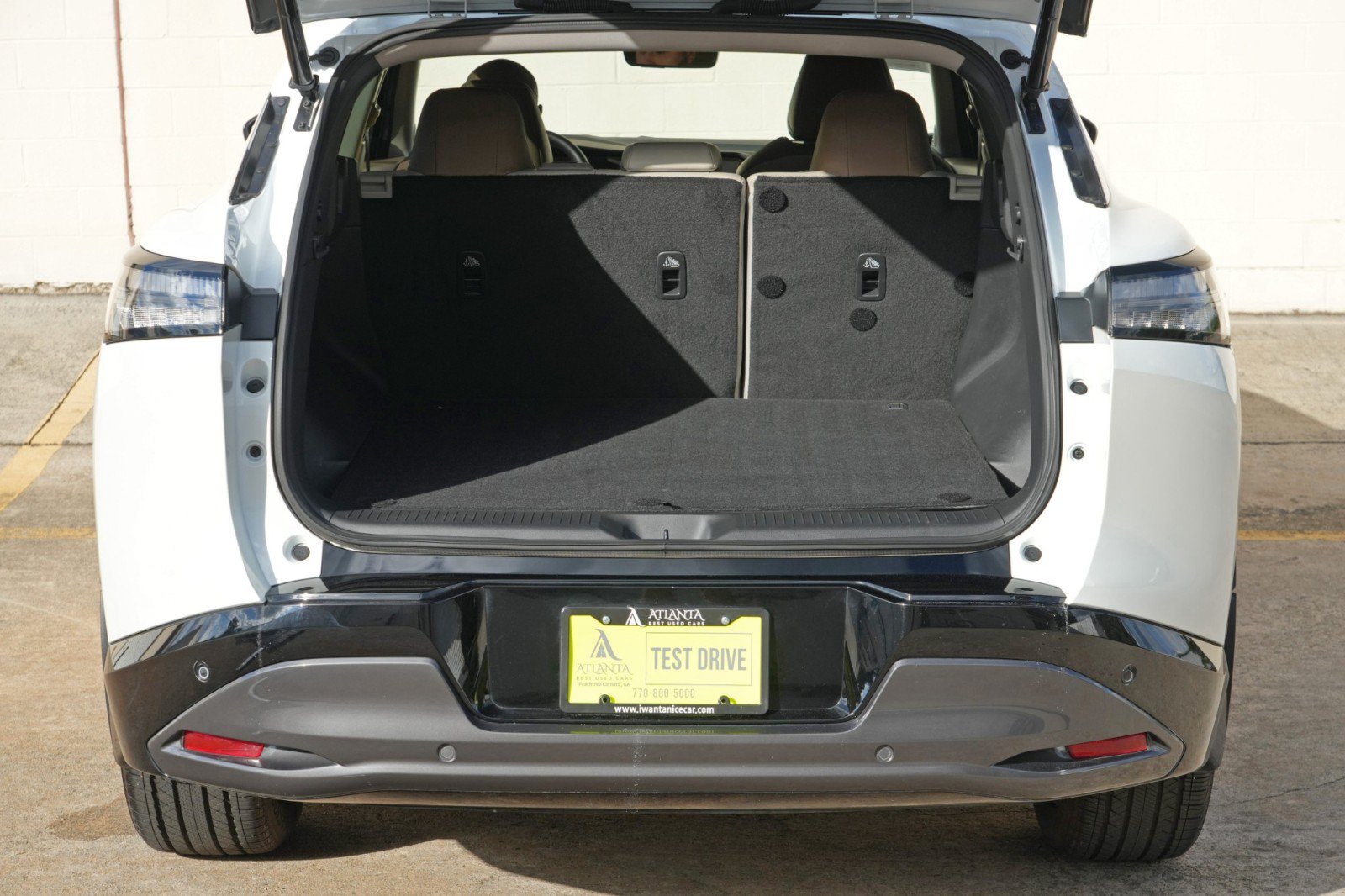 Used 2025 Nissan Murano Platinum w/ Cargo Package AWD/4WD image 9