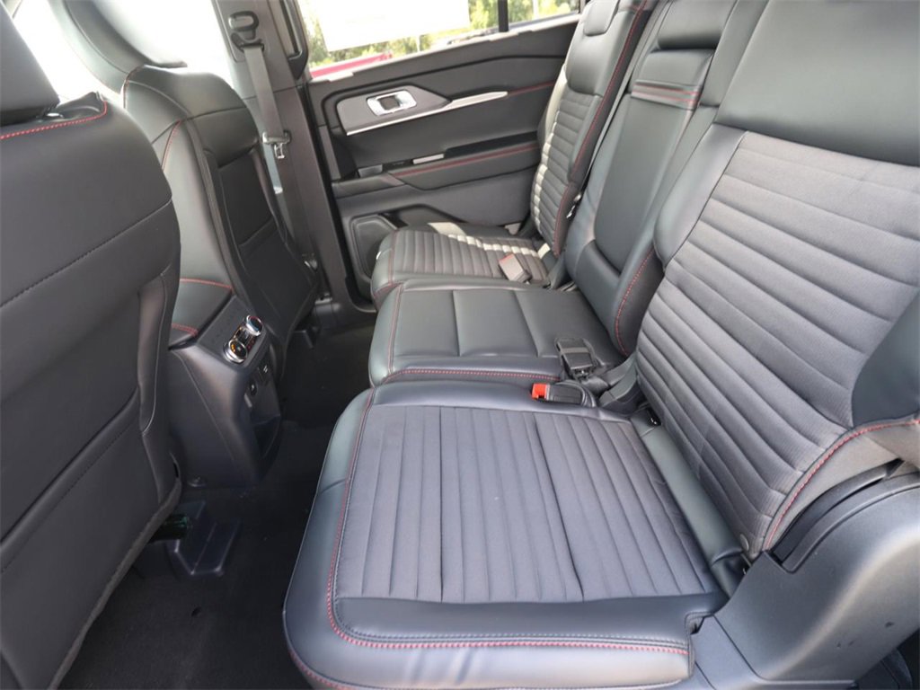 New 2025 Ford Explorer ST-Line image 11