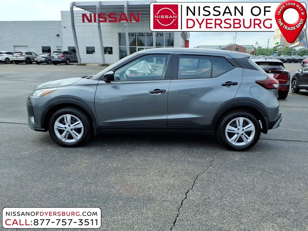 Used 2025 Nissan Kicks Play S FWD image 6