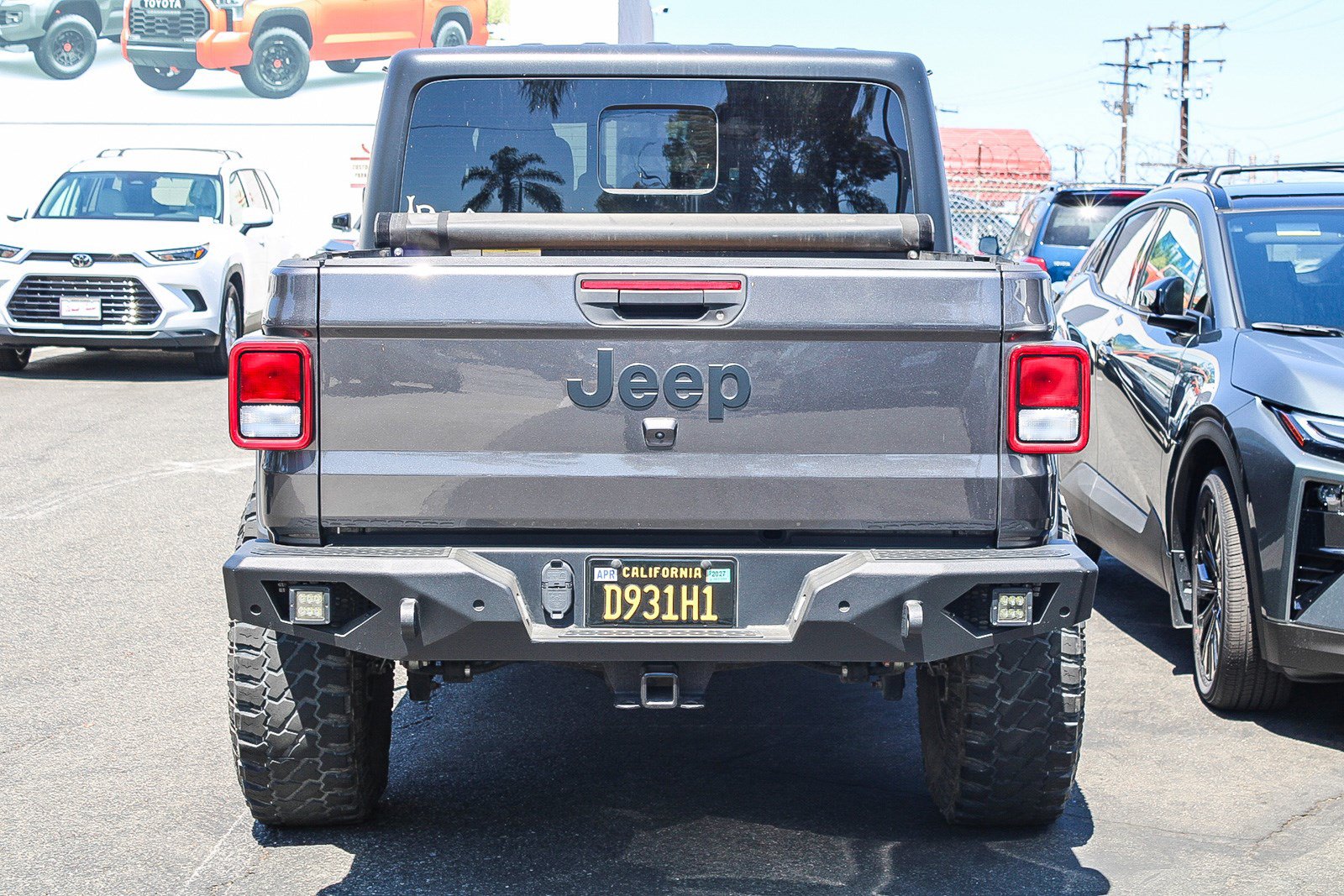Used 2020 Jeep Gladiator Sport w/ Quick Order Package 24S AWD/4WD image 8