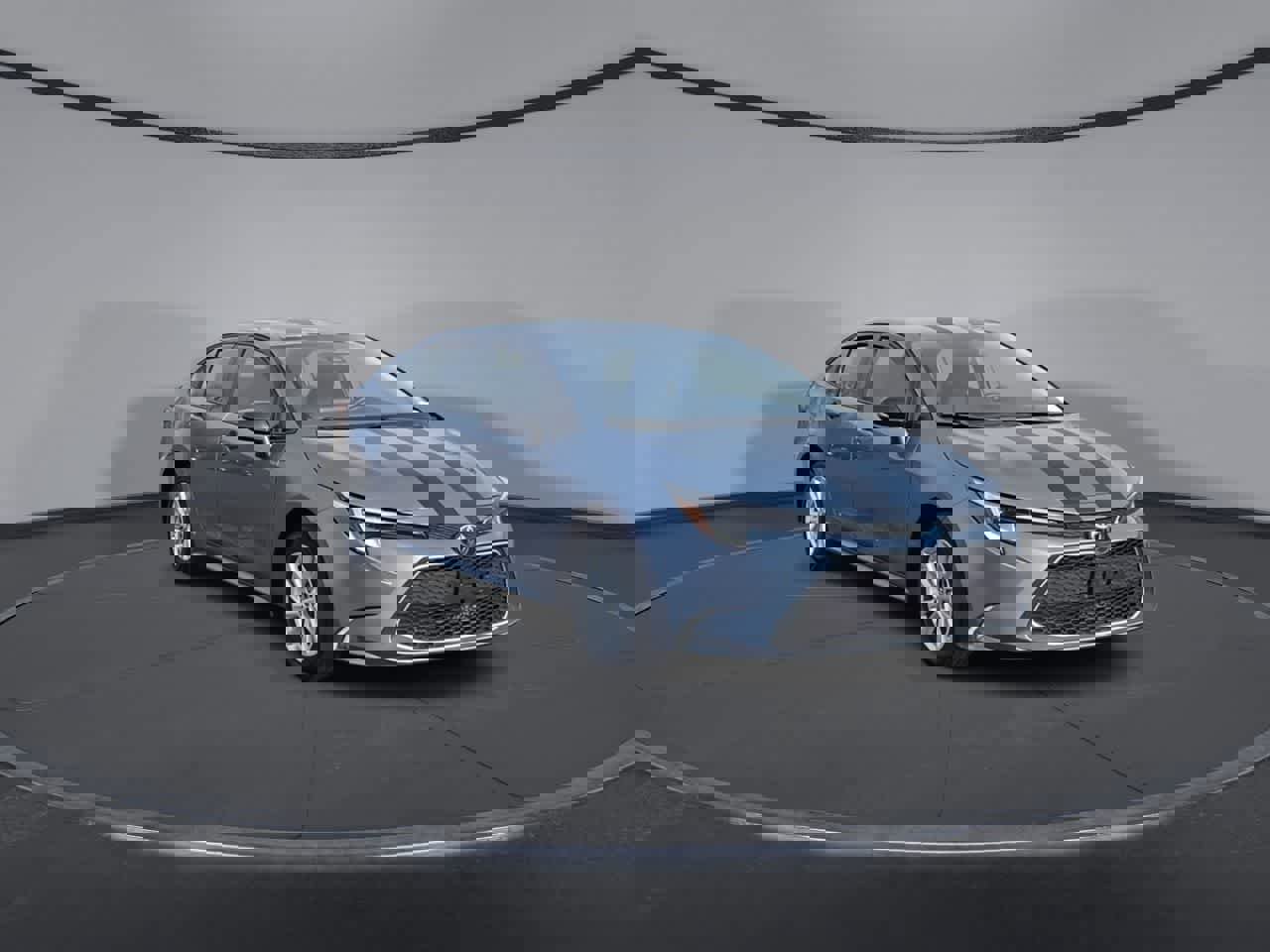 Used 2023 Toyota Corolla LE w/ LE Convenience Package image 2