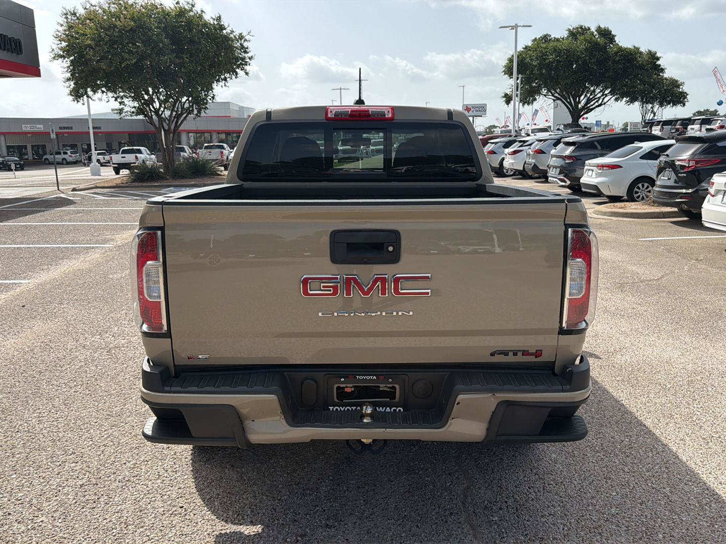 Used 2022 GMC Canyon AT4 AWD/4WD image 4