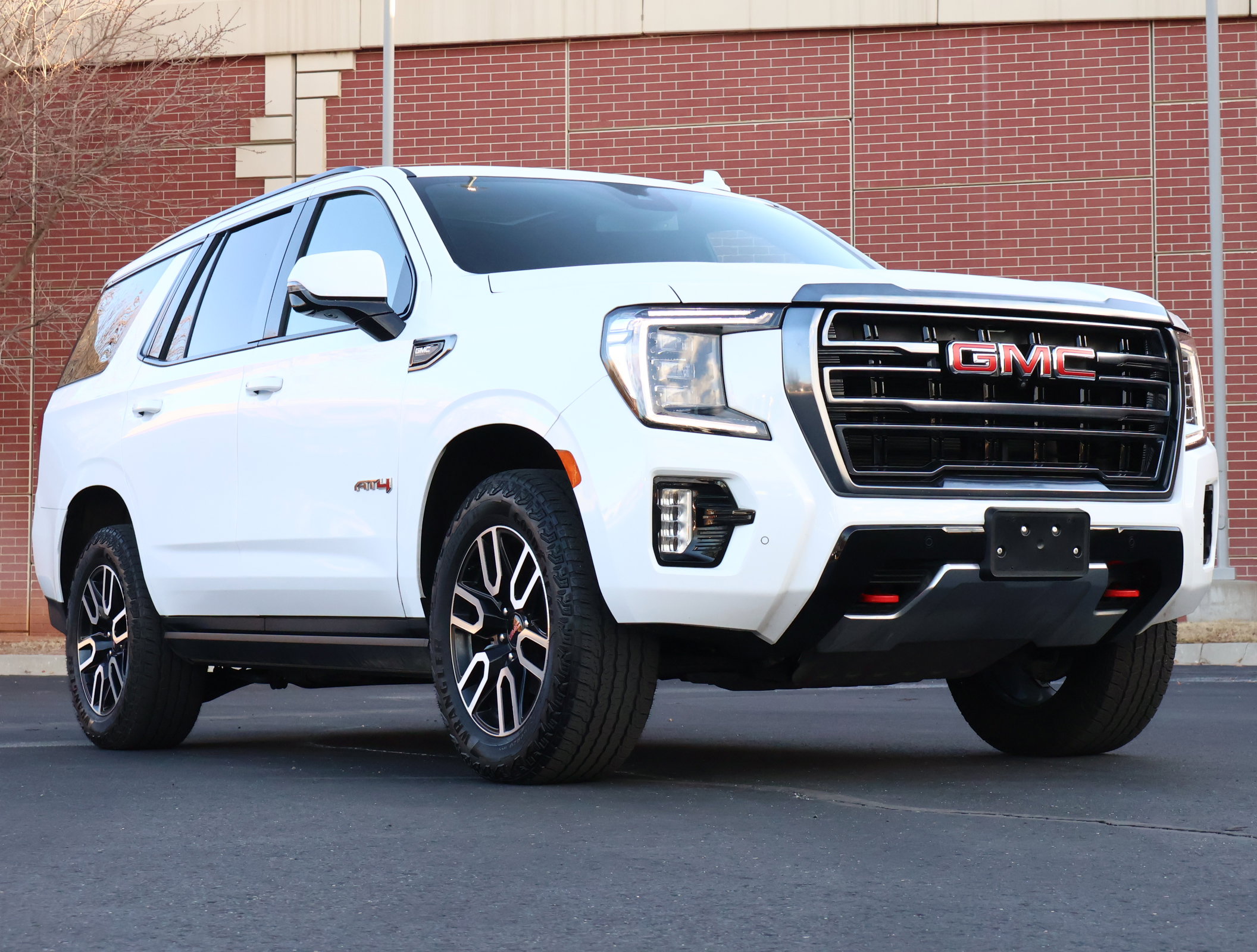 Certified 2024 GMC Yukon AT4 w/ AT4 Premium Package image 1