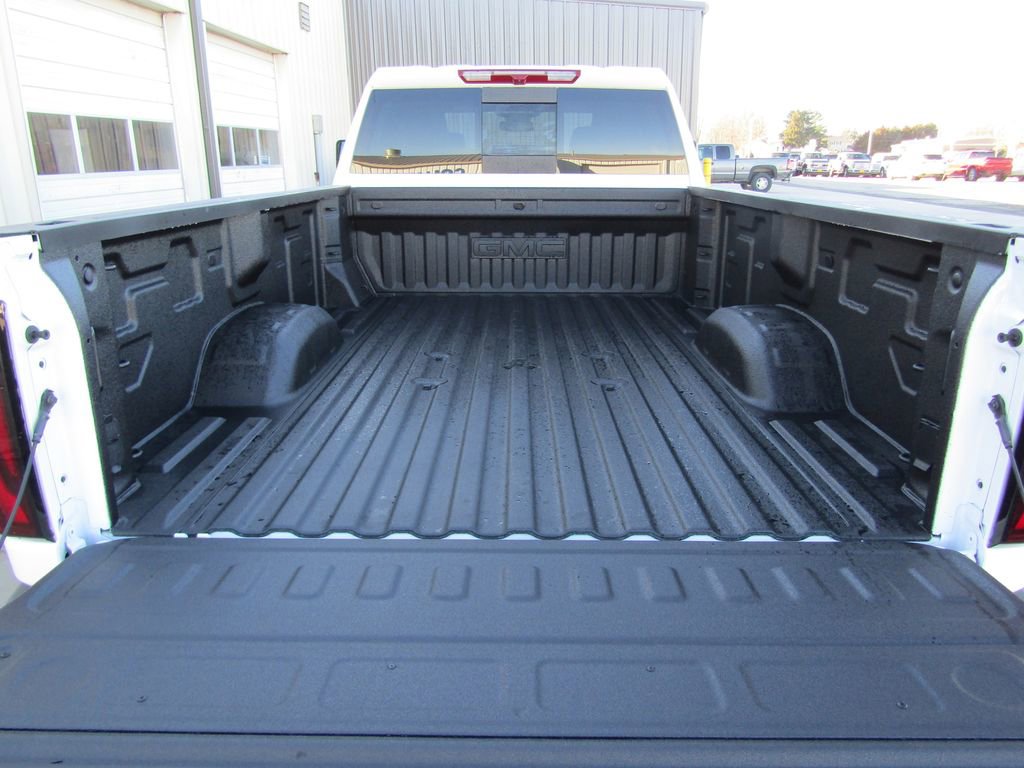 New 2026 GMC Sierra 3500 SLT w/ SLT Convenience Package image 40